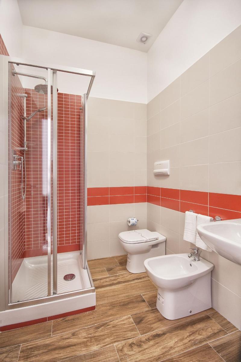 קאסטלמארה דל גולפו B&B La Torre מראה חיצוני תמונה