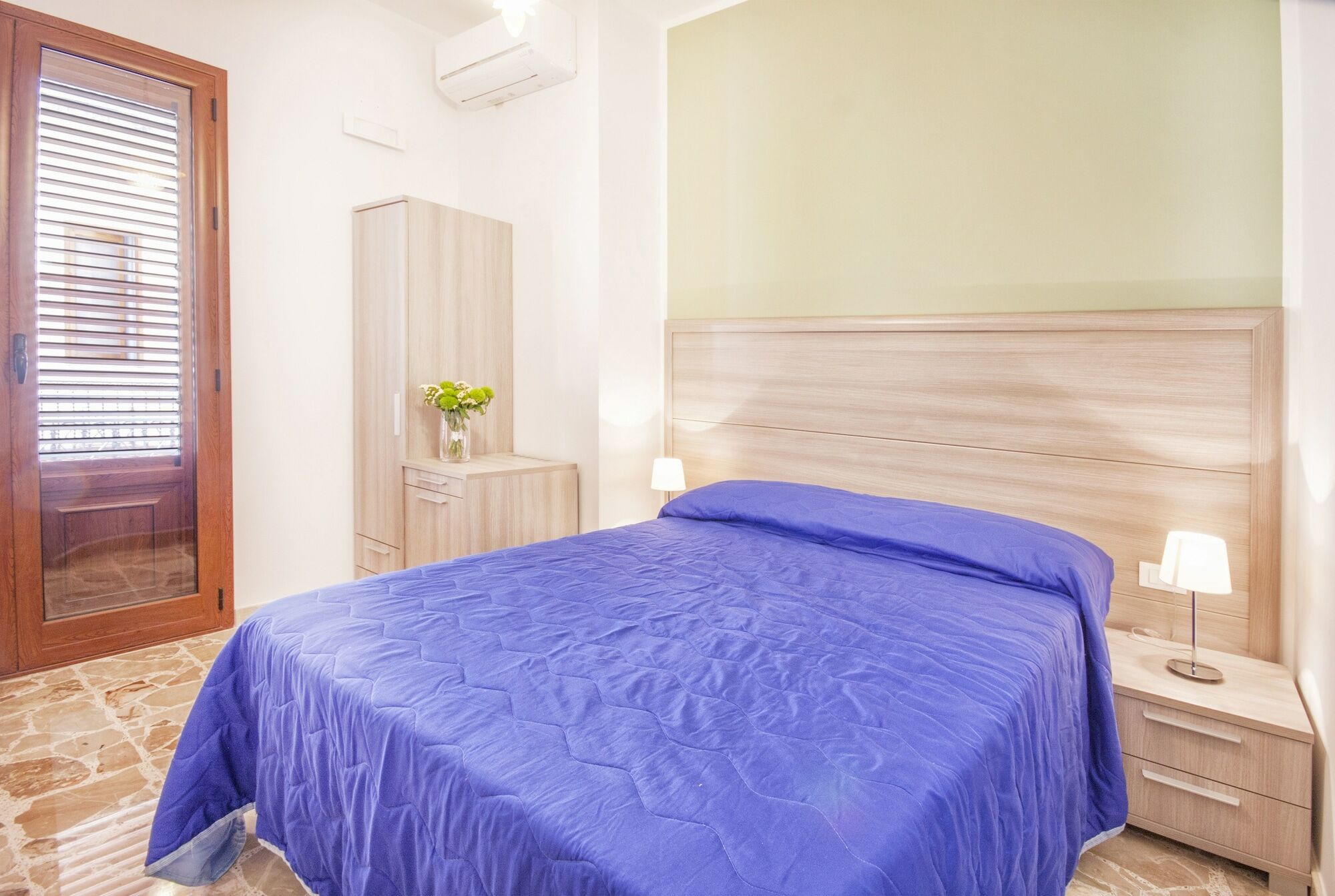 קאסטלמארה דל גולפו B&B La Torre מראה חיצוני תמונה